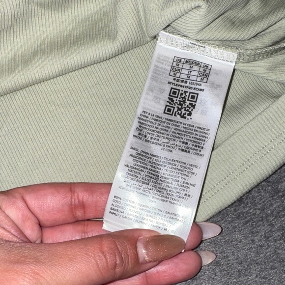 GUESS- NWT WOMEN'S Jewel-Button Ribbed Sage color Henley Top Size Medium - Picture 11 of 15